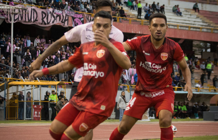 Universitario y Huancayo invictos en la punta de la Liga 1