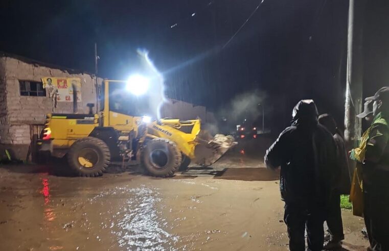 Atienden emergencias por lluvias en La Unión