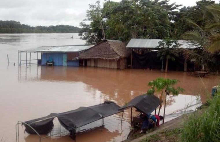 Más de 800 personas están afectadas por el desborde del río Acre