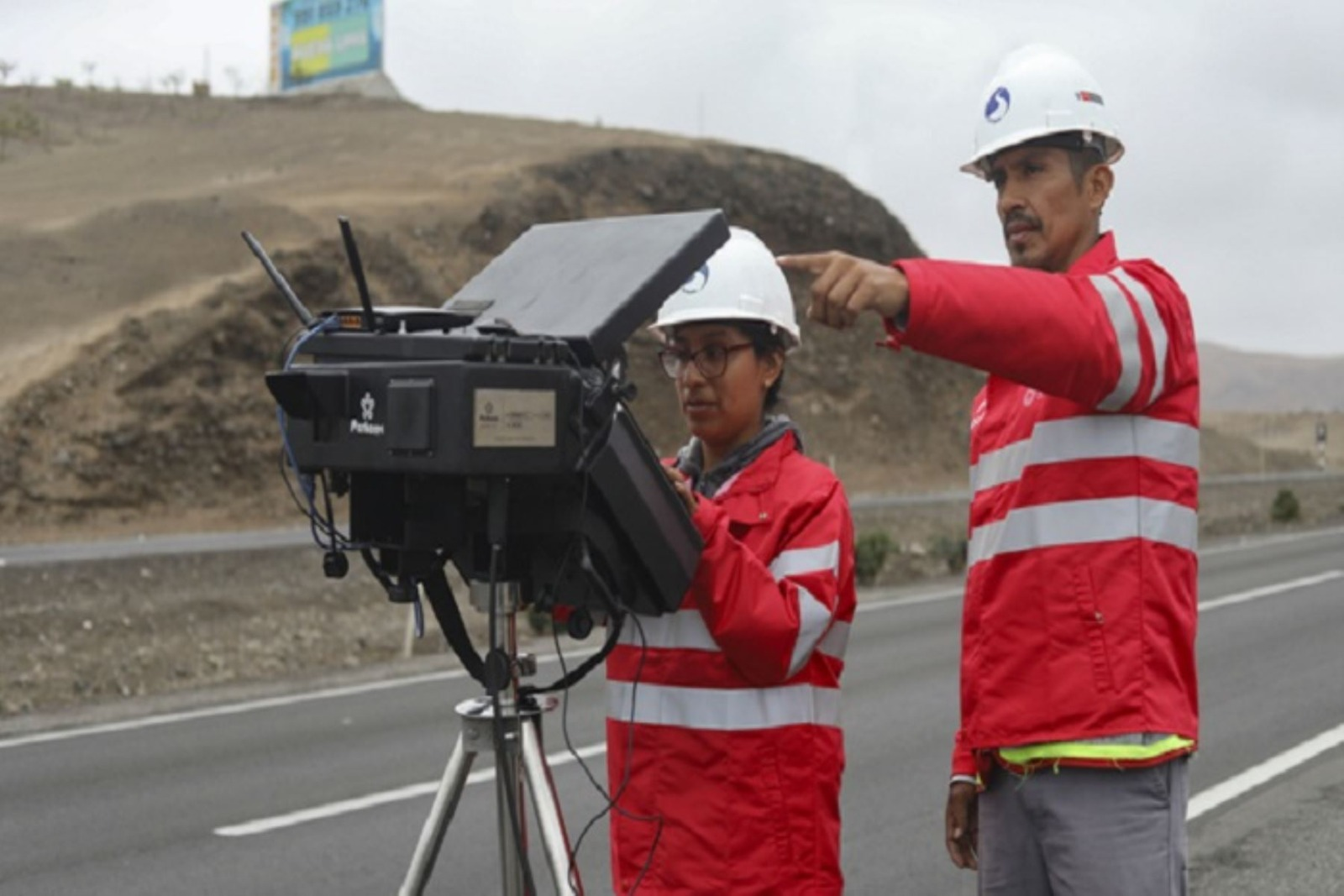 Controlan velocidad en vías de 15 regiones del país