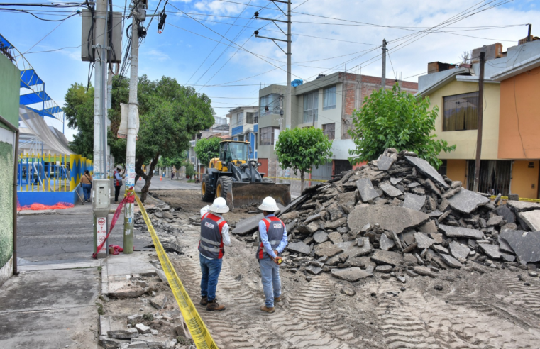 Inician reasfaltado de la calle Malecón Dolores