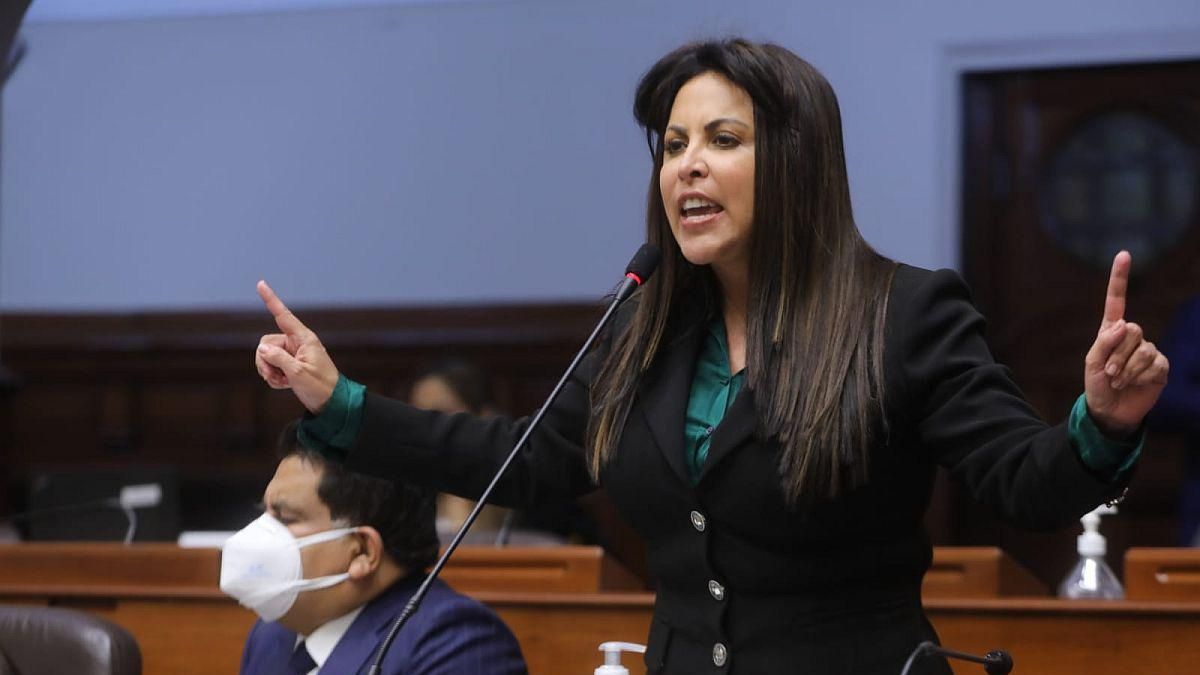 Patricia Chirinos y congresistas investigados amenazan con inhabilitar al Fiscal de la Nación