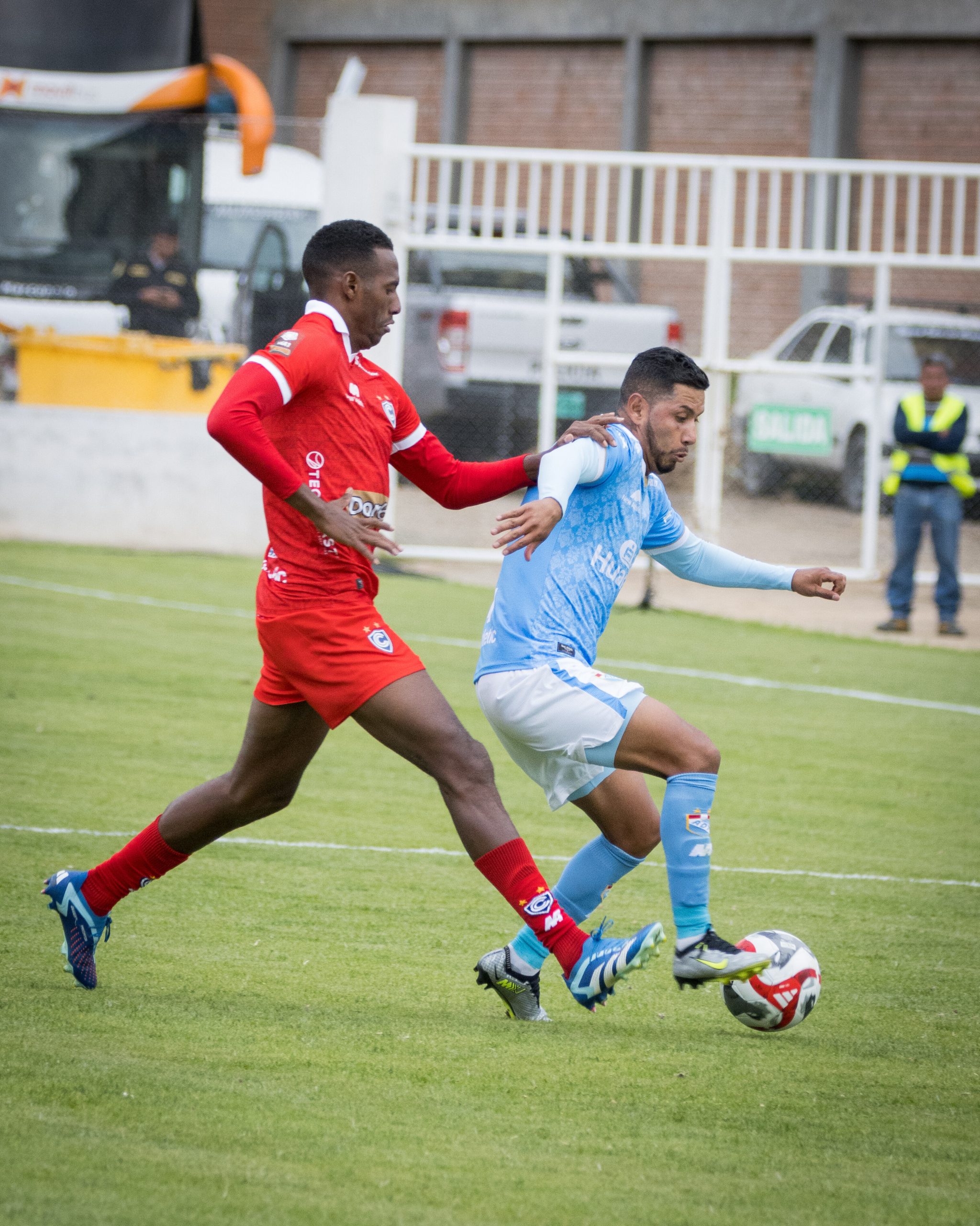 Aubert: «Melgar levantará en cualquier momento»