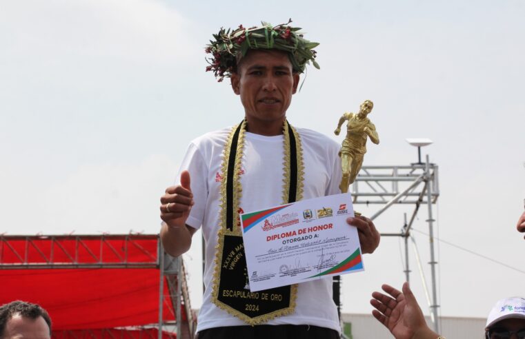 Maratón de la Candelaria: corredor puneño dedica triunfo a su familia