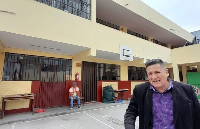 Colegio República de Venezuela denuncia abandono de autoridades