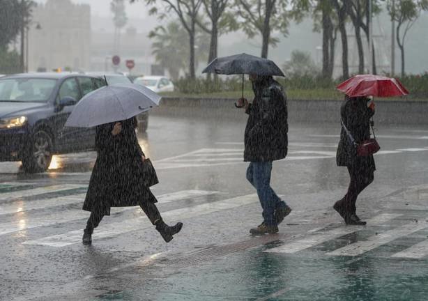 Fuerte temporal de lluvia deja al menos nueve muertos