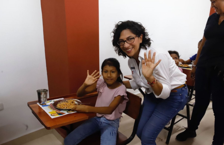 Ministra de Cultura reafirma su compromiso con la educación