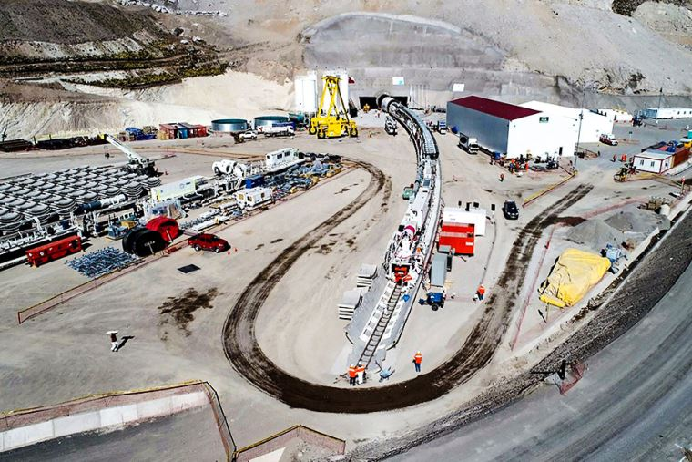 Aplazan mesa de diálogo en Caylloma para asegurar presencia de la PCM