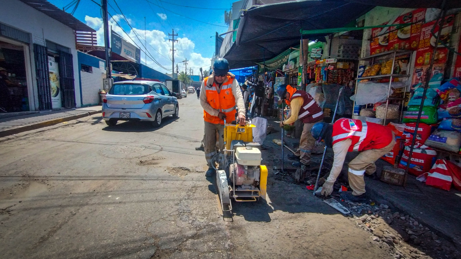 Municipalidad inicia trabajos de parchado de vías en más de 20 vías