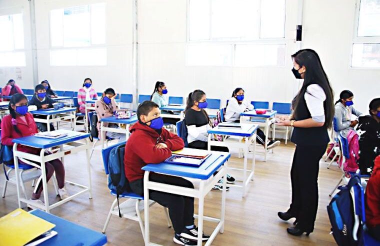 PJ: Docente que use aulas para exaltar a terroristas recibiría 20 años de prisión