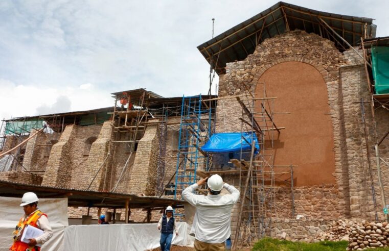 Supervisan restauración de los templos coloniales de Umachiri y Orurillo