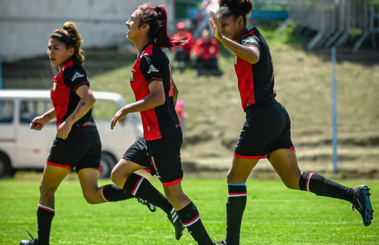 Vilcape imparable en el torneo de fútbol femenino