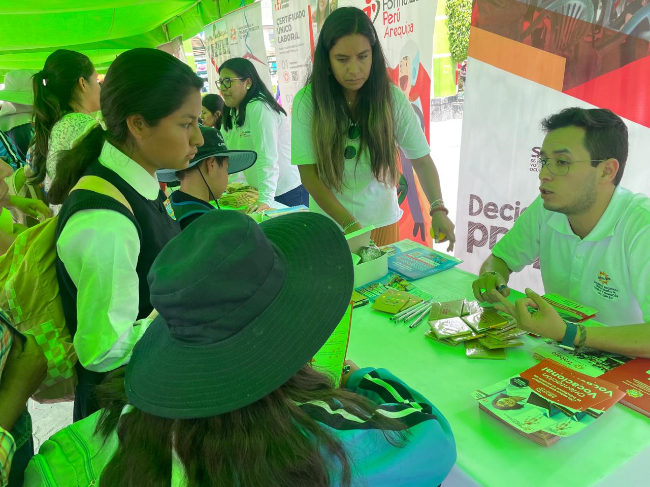 Gerencia de Trabajo orientó a más de 8 mil estudiantes