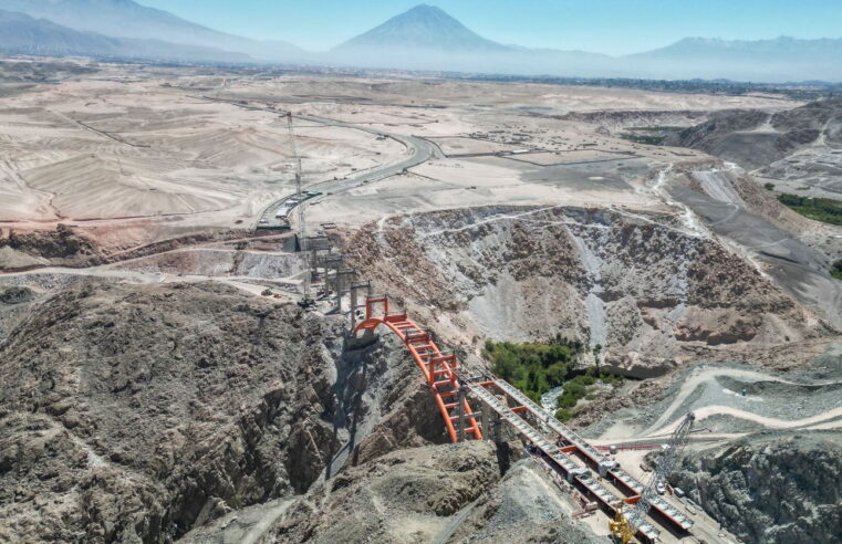 Puente de autopista Arequipa – La Joya no estará listo en junio como se anunció