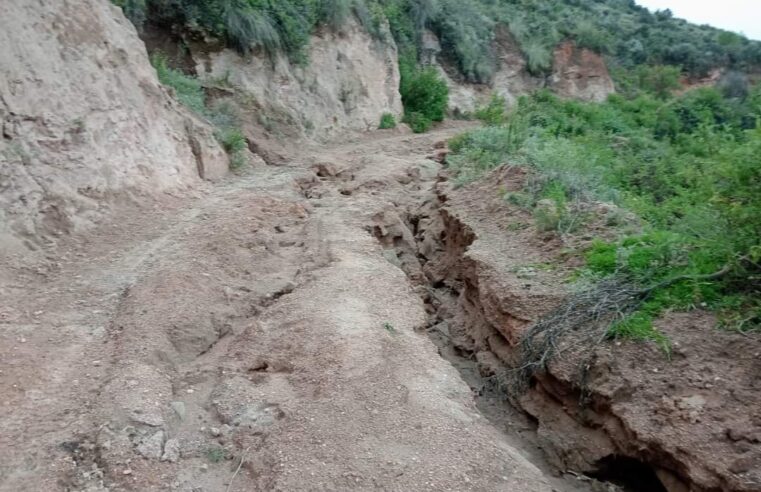 Lluvias intensas en zonas altas de Arequipa causan daños en vías