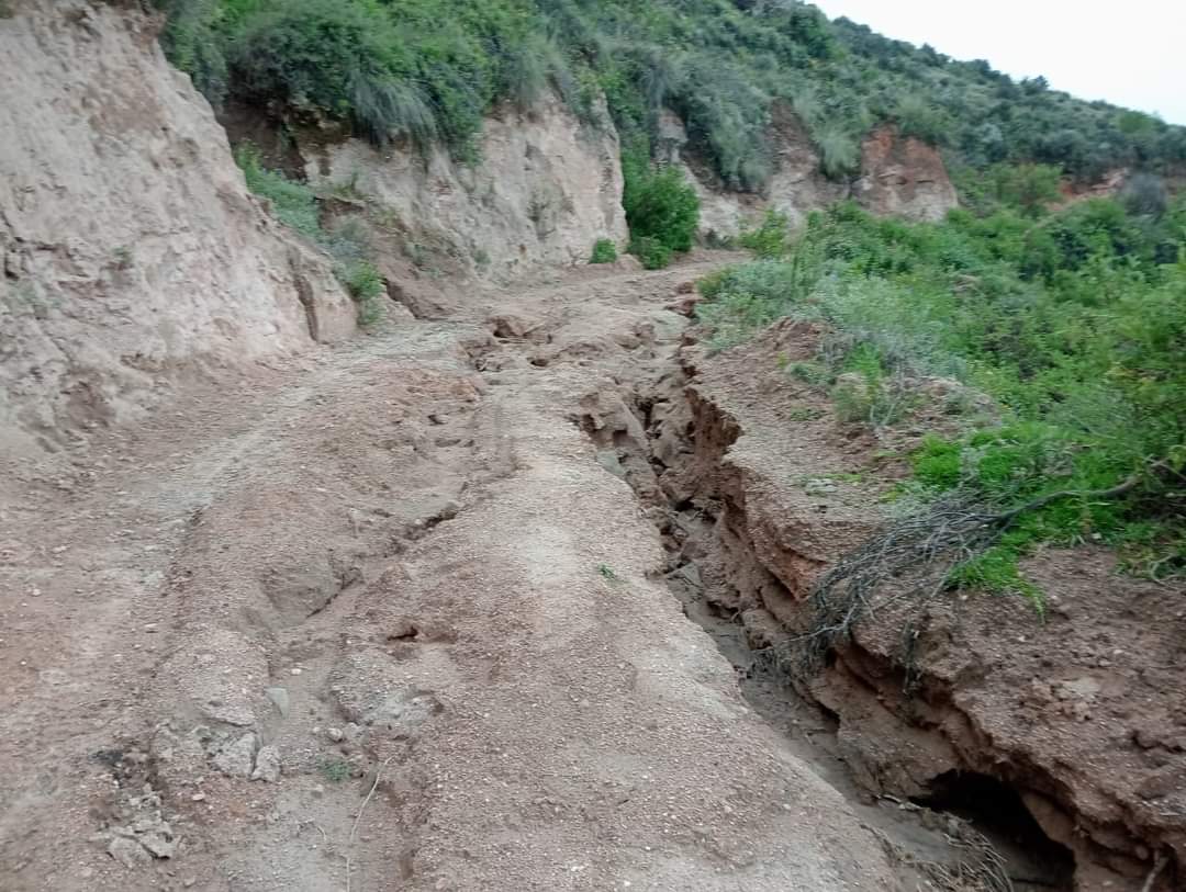 Lluvias intensas en zonas altas de Arequipa causan daños en vías