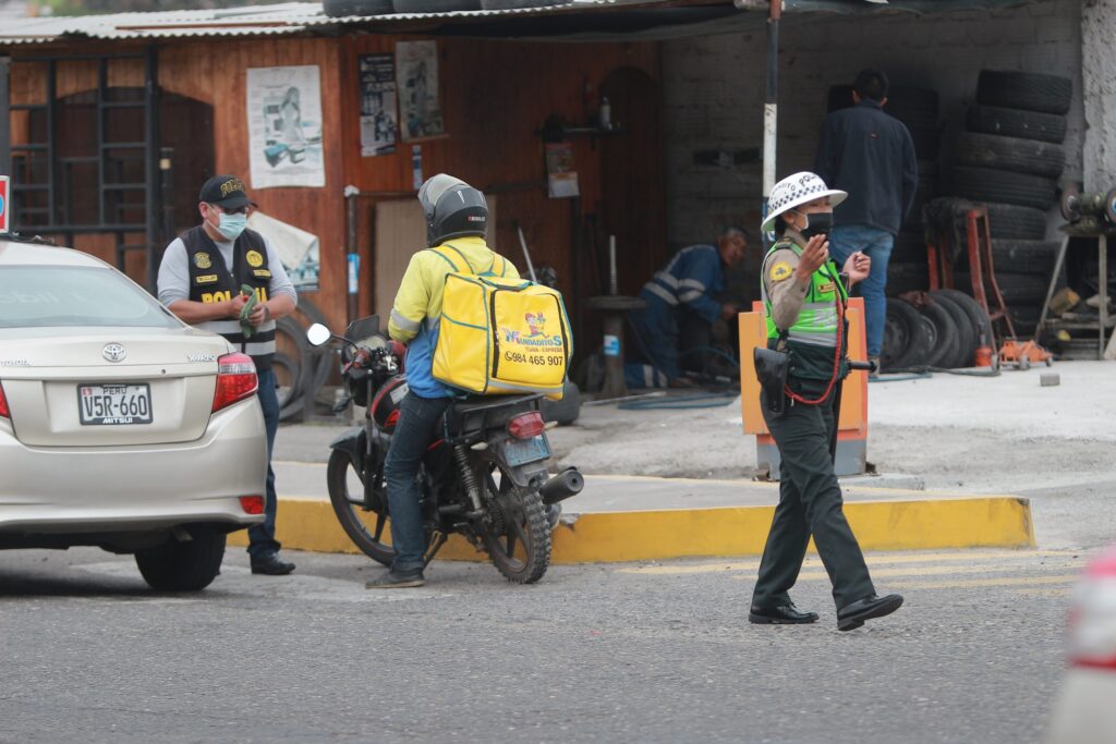 Los trabajos informales no brindan beneficios laborales.