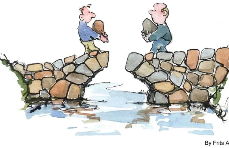 ARTESANOS DE FRATERNIDAD Y PAZ