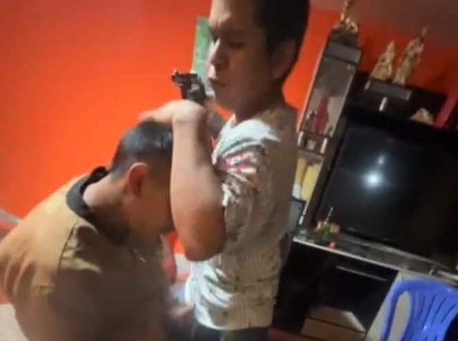 Capturan a sujeto con requisitoria por lanzar hacha a su madrastra