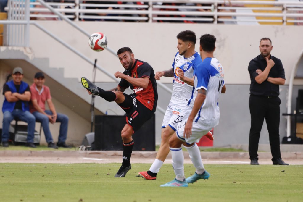 Los refuerzos del FBC Melgar están en deuda