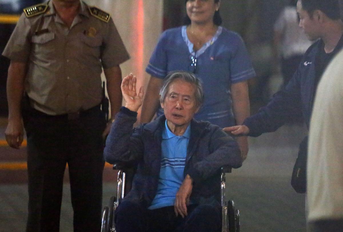 Fujimori fue internado para ser sometido a una biopsia de lengua