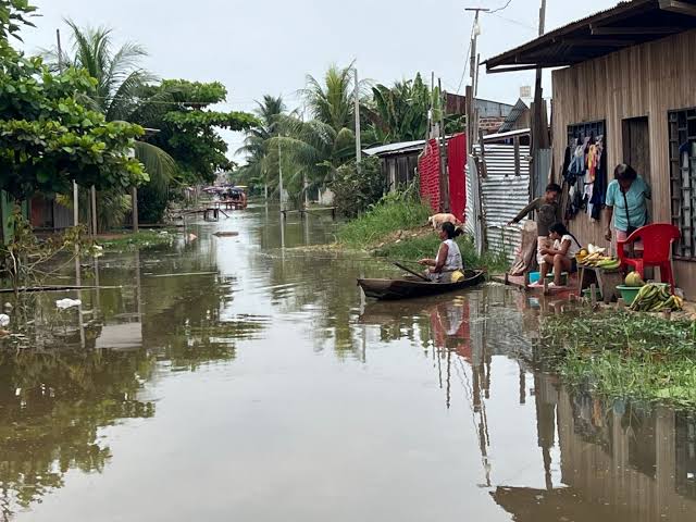 Desborde de río Ucayali deja 6000 damnificados