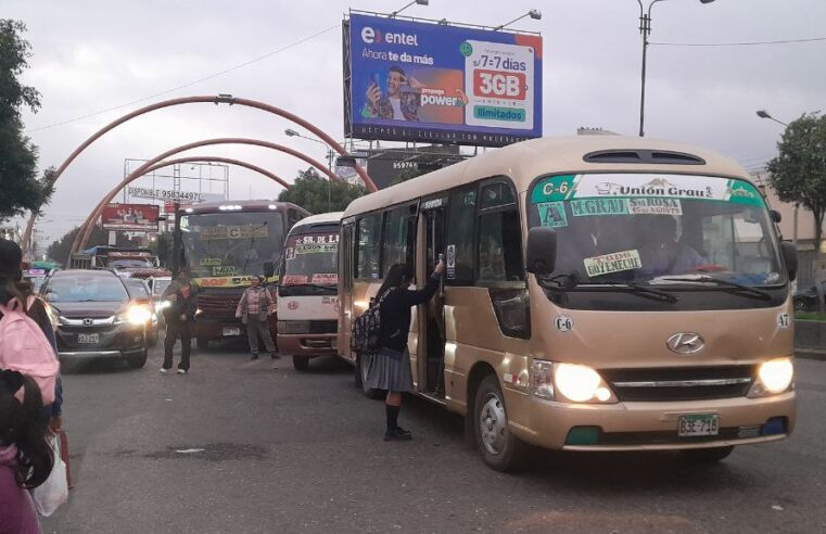 Transportistas piden a nuevo gerente  iniciar fase operativa del SIT