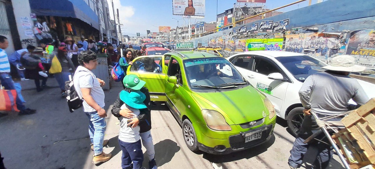 Al menos 7 mil taxis no podrán circular por no cumplir especificaciones técnicas