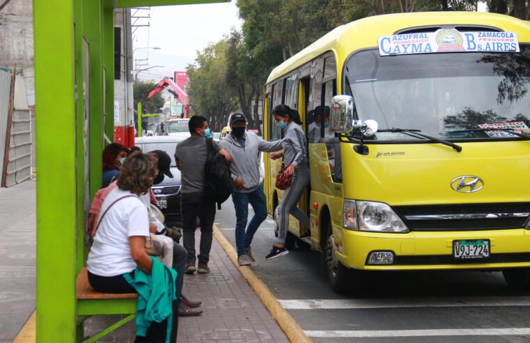Más de 130 mil vecinos caymeños perjudicados por falta de transporte