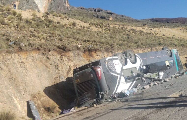 Accidente en Vía Los Libertadores deja 13 fallecidos y 14 heridos