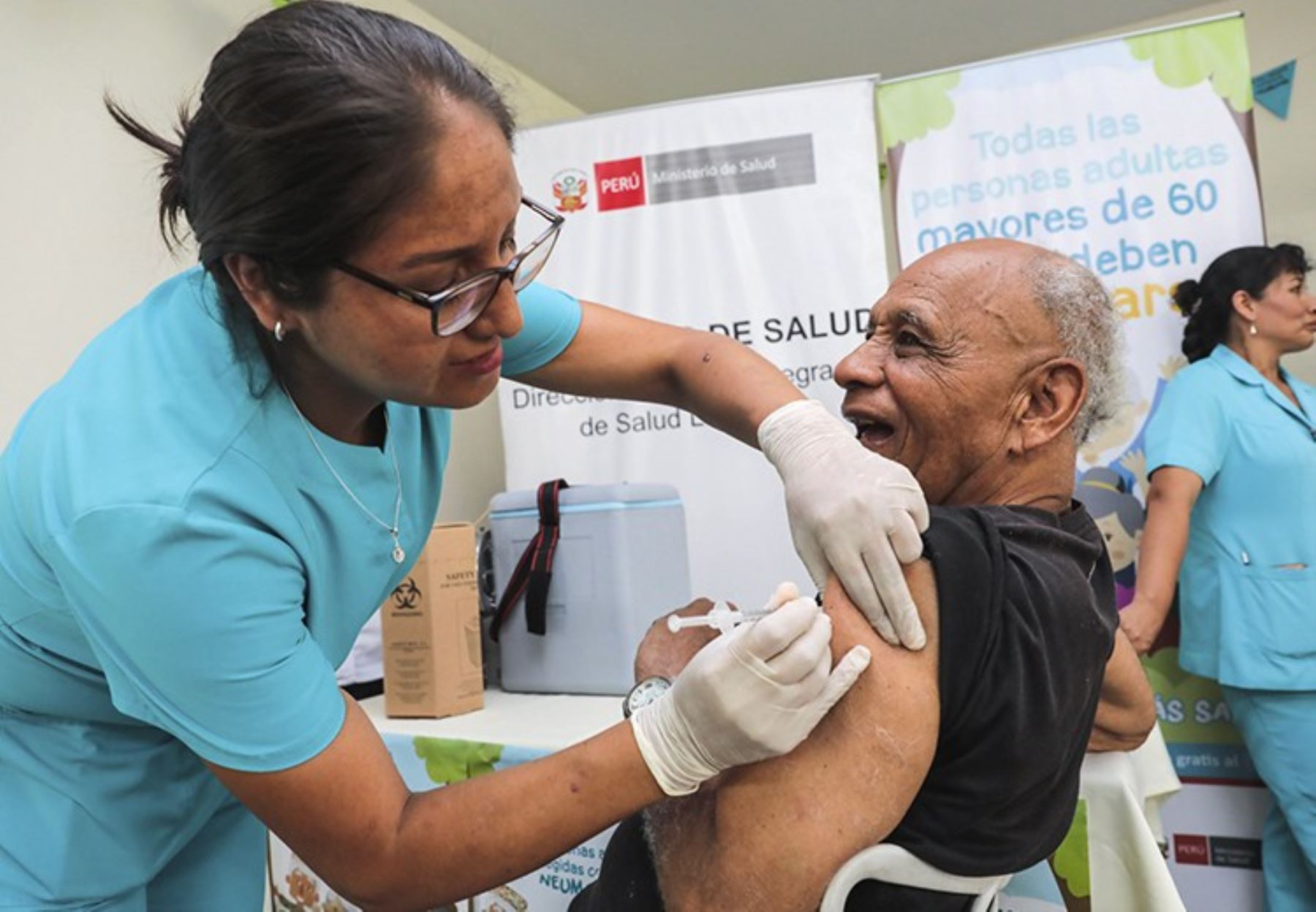 Al menos 100 mil adultos mayores en riesgo ante la neumonía 