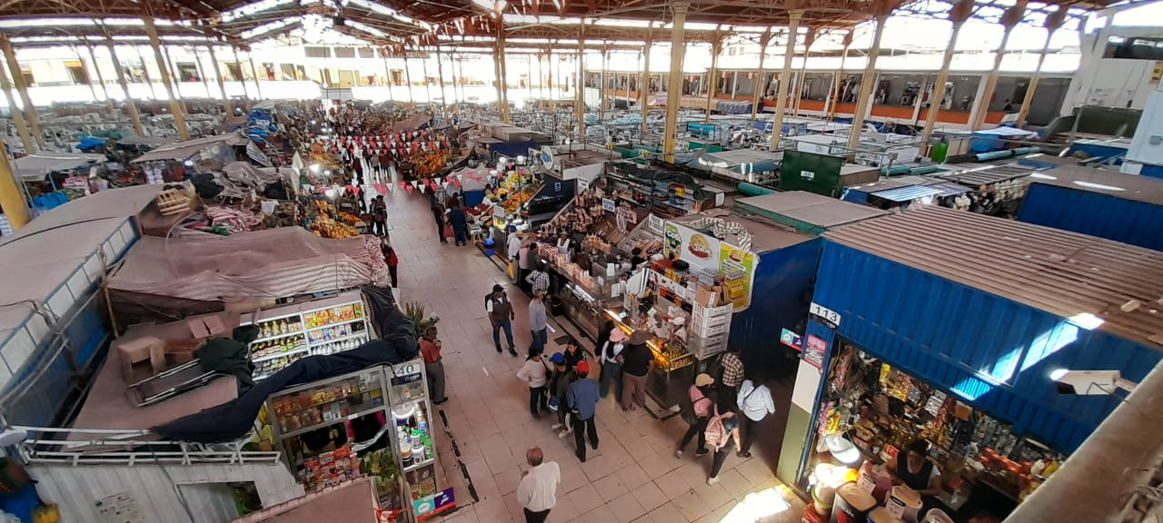 Comerciantes del mercado San Camilo festejaron el Día de la Madre