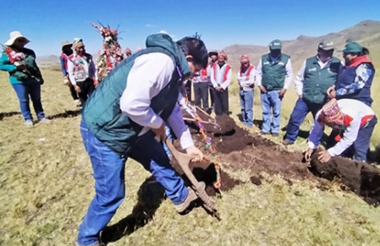 Inician recuperación de praderas en beneficio de 900 productores