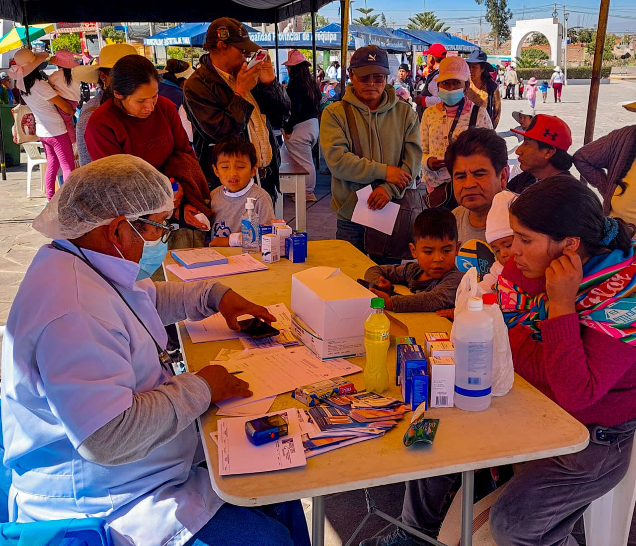 MPA realiza campaña de salud y beneficia a 400 en Yura