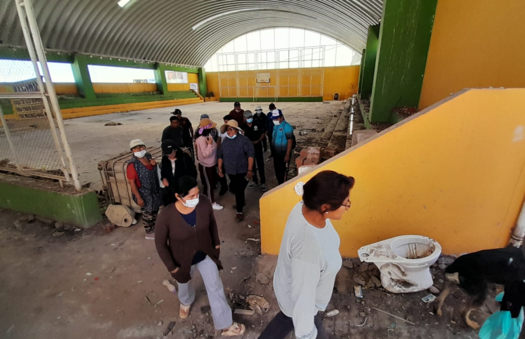 Denuncian abandono de complejo deportivo en Paucarpata