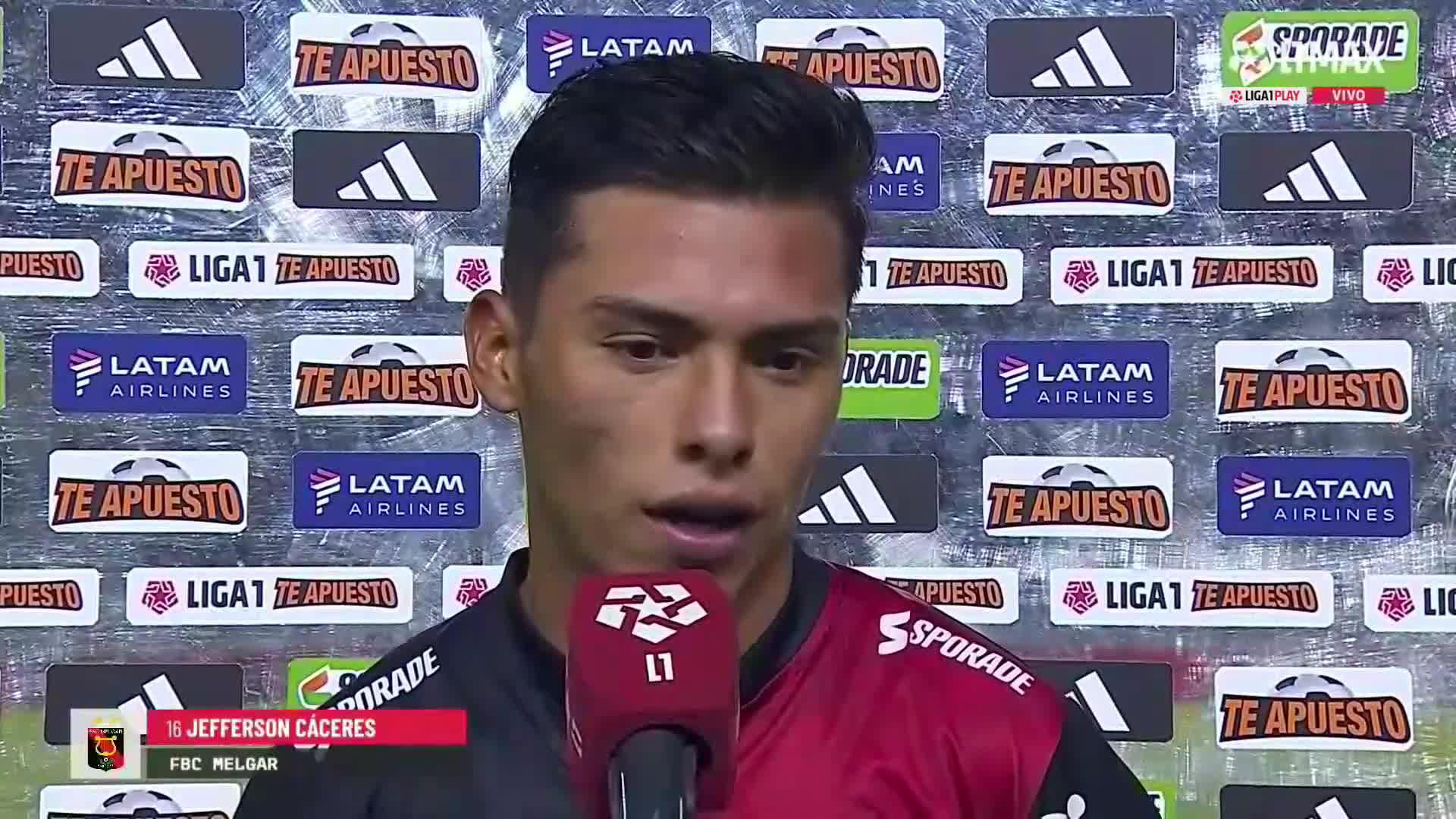 Jefferson Cáceres “Yo quiero que se quede el Profesor Marco Valencia» Jugador de Melgar le gustaría que el DT arequipeño siga a cargo.