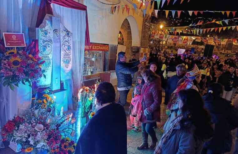 Devotos inician tradicional Festividad de la Cruz Velacuy