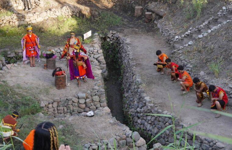 Nasca celebra  aniversario con escenificación del Yaku Raymi