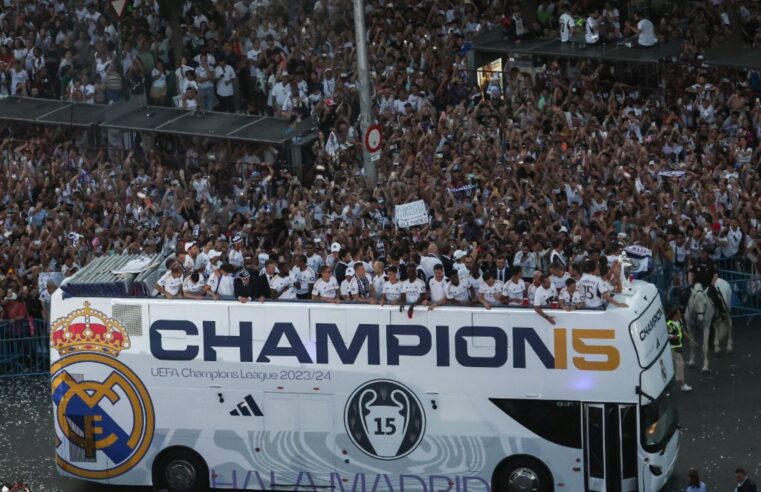 Afición madridista recibió a sus campeones de Europa