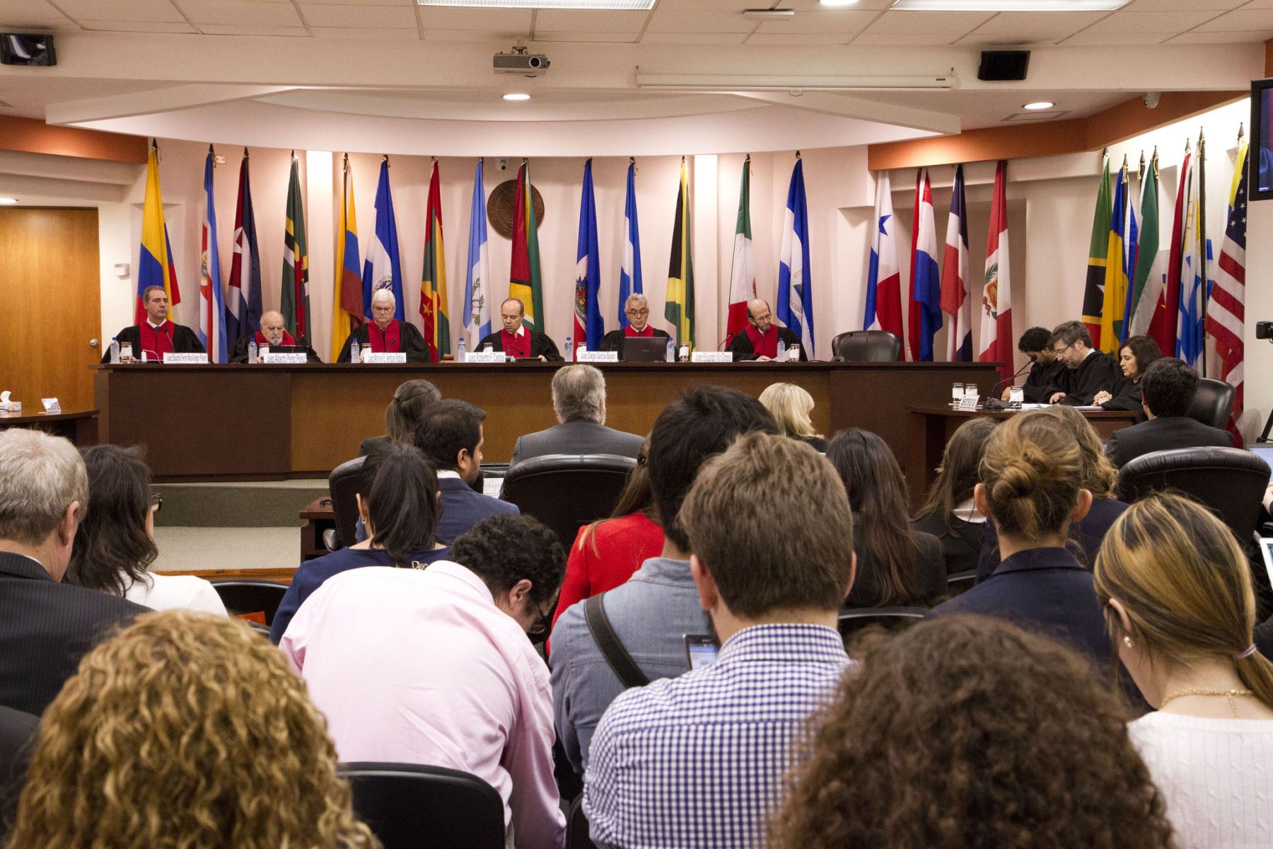 Perú defiende soberanía constitucional en audiencia de la Corte IDH