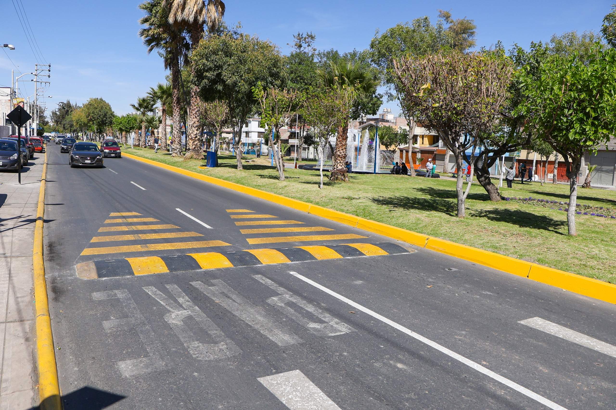 Entregan renovada avenida Dolores en Bustamante y Rivero