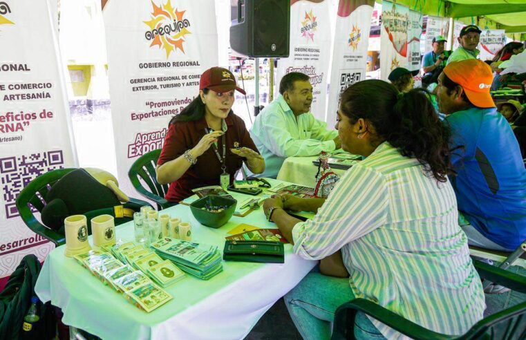 Feria de servicios laborales realizan en La Unión