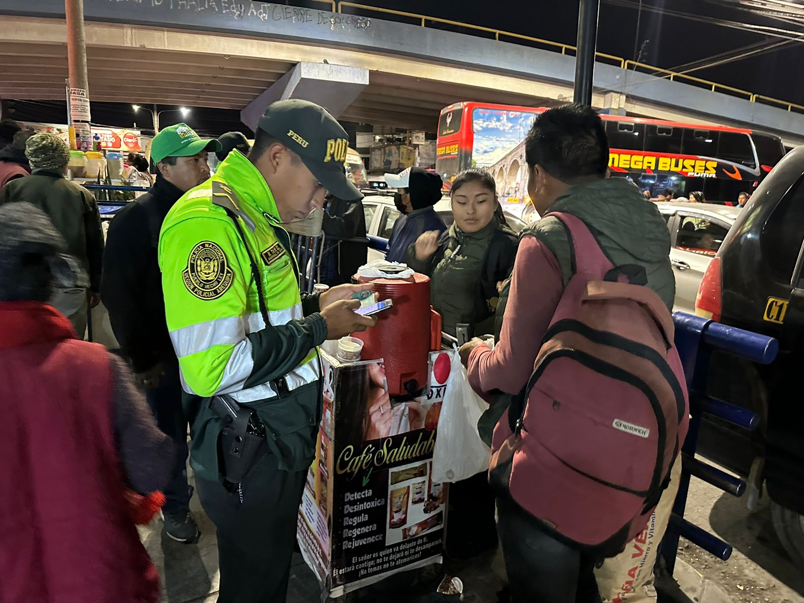 PNP potencia»Amanecer Seguro» en puntos críticos de Arequipa 