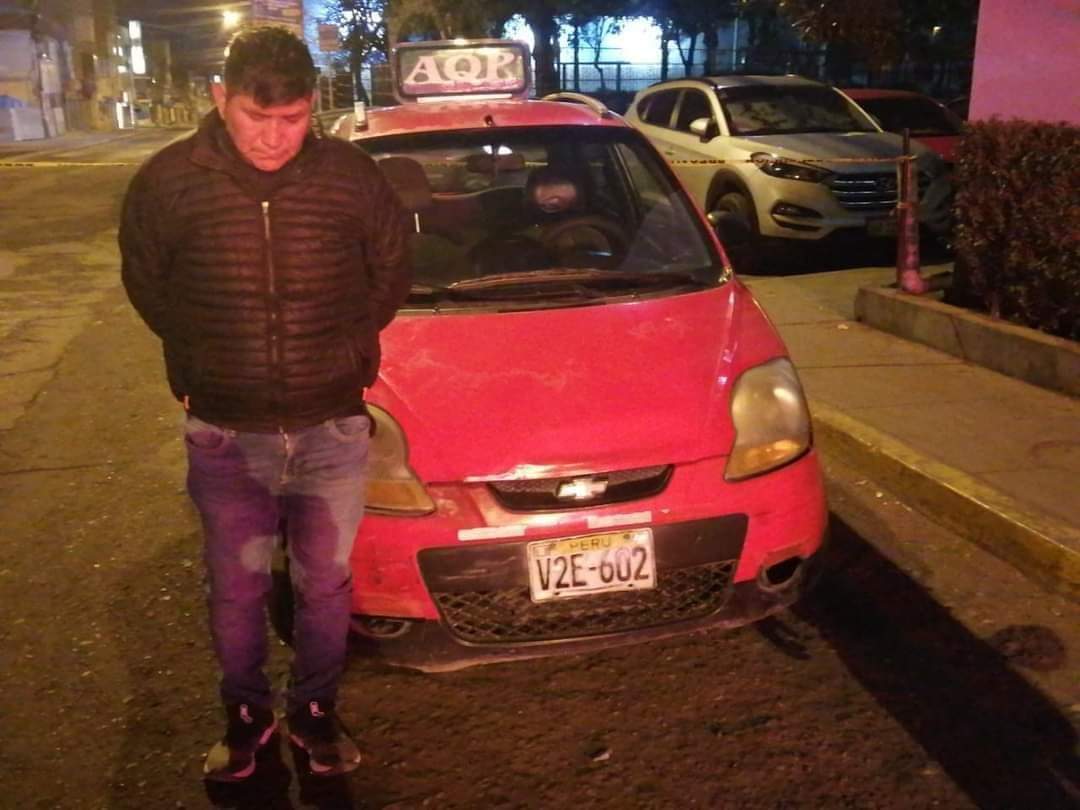 Detienen a falsos taxistas en Cono Norte 