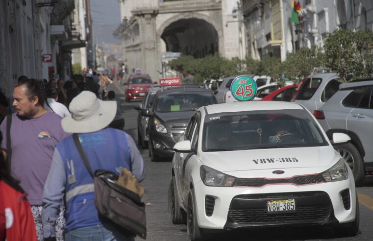 Taxistas plantean registró único municipal en lugar de SETARE