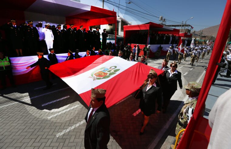 Realizan ceremonia por el Día de la Bandera en Congata