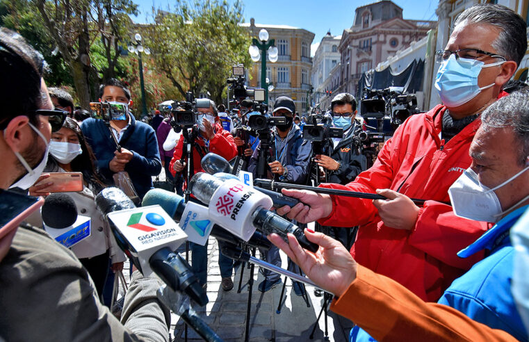 Atentados contra la prensa