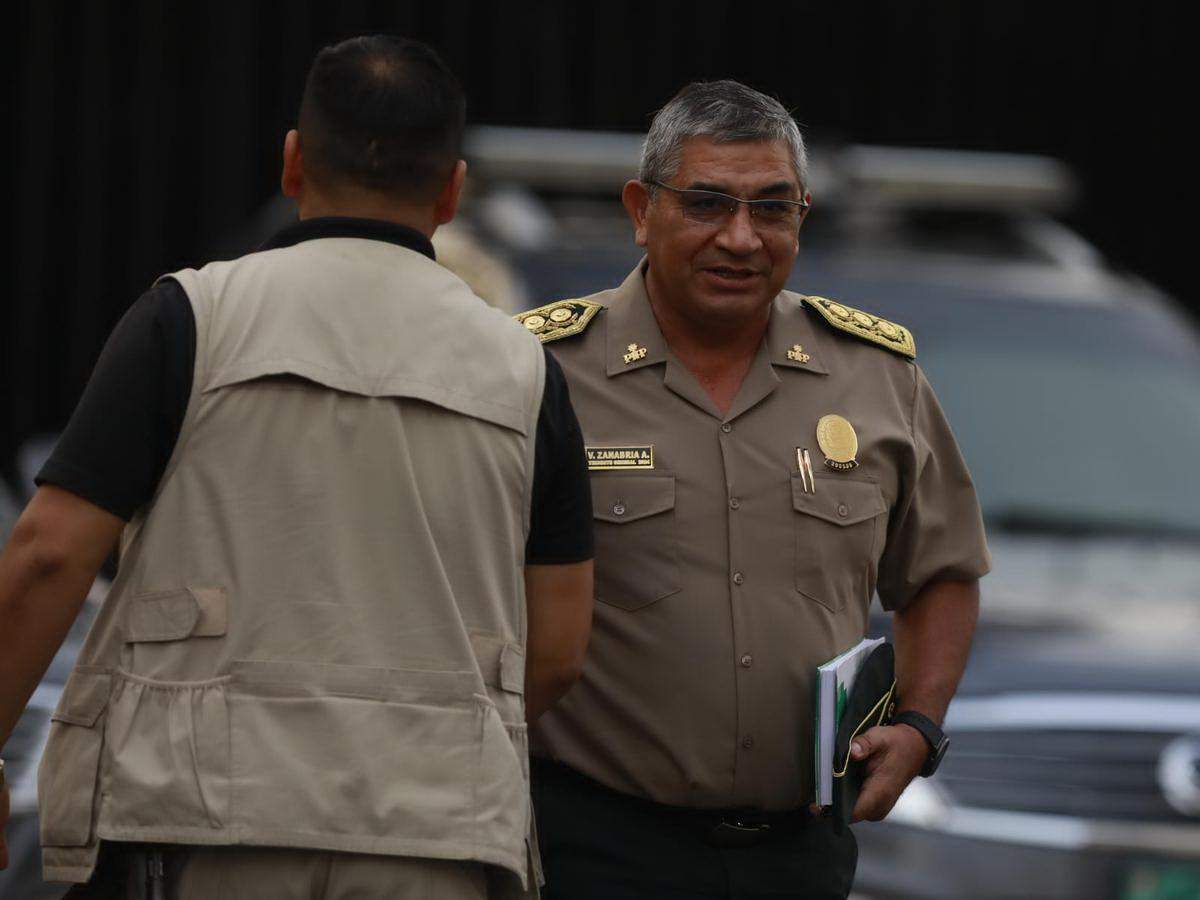 Inescrupuloso contrato laboral a hijo del general Zanabria