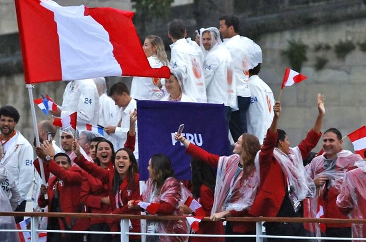 Perú con la bandera en alto en los Juegos Olímpicos