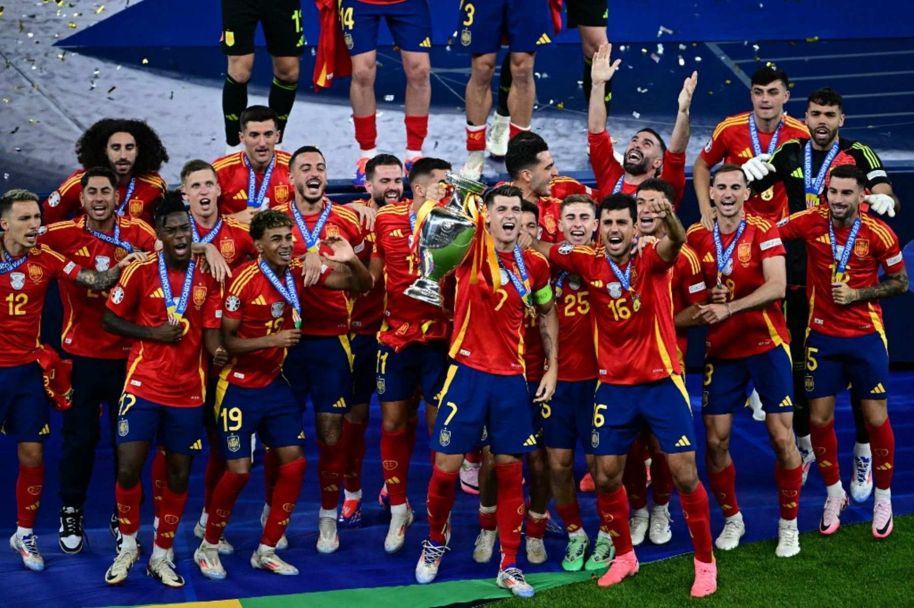 España ganó su cuarta Eurocopa derrotando a Inglaterra